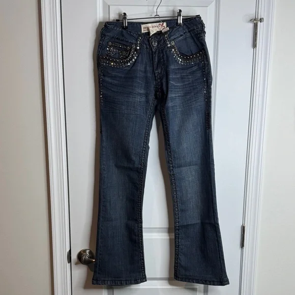 Stylish Dark Blue Flare Jeans with Stud Accents - Picture 2 of 6